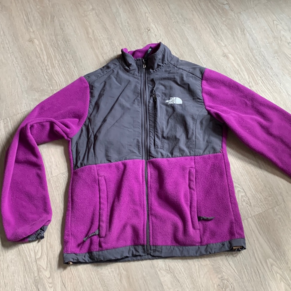 North face small